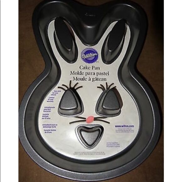 Wilton 🐰 “Easter Bunny” Tube Cake Pan! - Picture 4 of 4